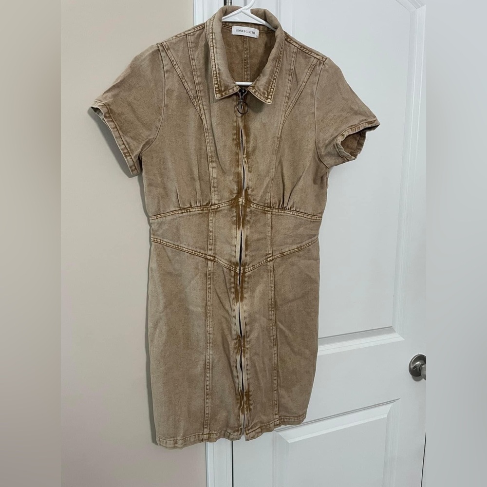 Brown zip up dress